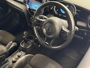 Used MINI Hatch 2023 for sale - 78677552: Photo