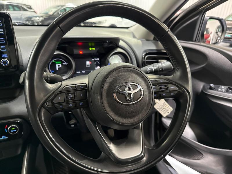Used Toyota Yaris 2022 for sale - 77176236: Photo 18