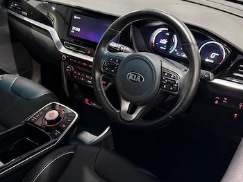 Used Kia Niro 2021 for sale - 76670092: Photo