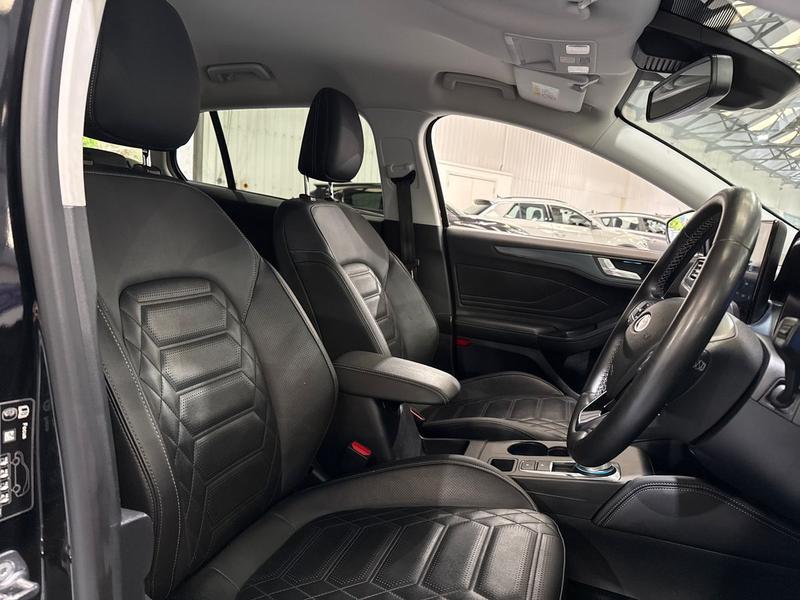 Used Ford Focus 2022 for sale - 77301102: Photo 16