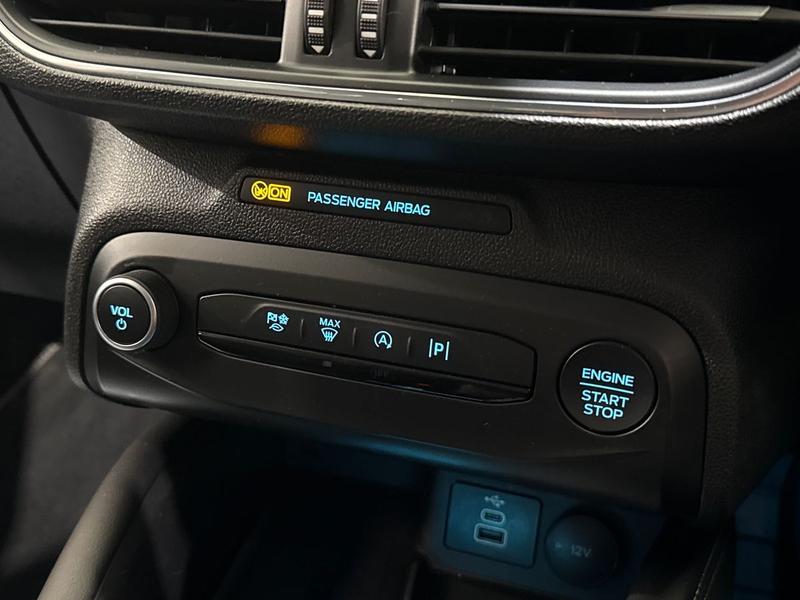 Used Ford Focus 2022 for sale - 77301102: Photo 24