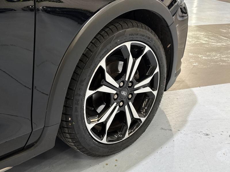 Used Ford Focus 2022 for sale - 77301102: Photo 4