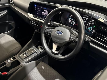 Used Ford Tourneo Connect 2022 for sale - 77301105: Photo