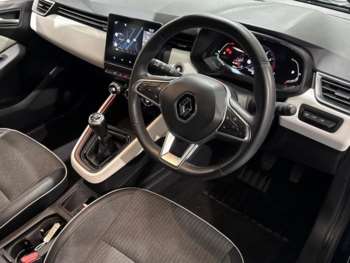 Used Renault Clio 2022 for sale - 73551717: Photo