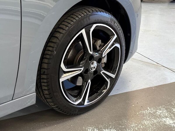 Used Vauxhall Corsa 2024 for sale - 74438920: Photo 4