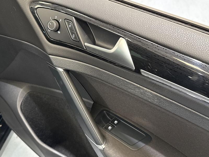 Used Volkswagen Golf 2019 for sale - 77474771: Photo 17