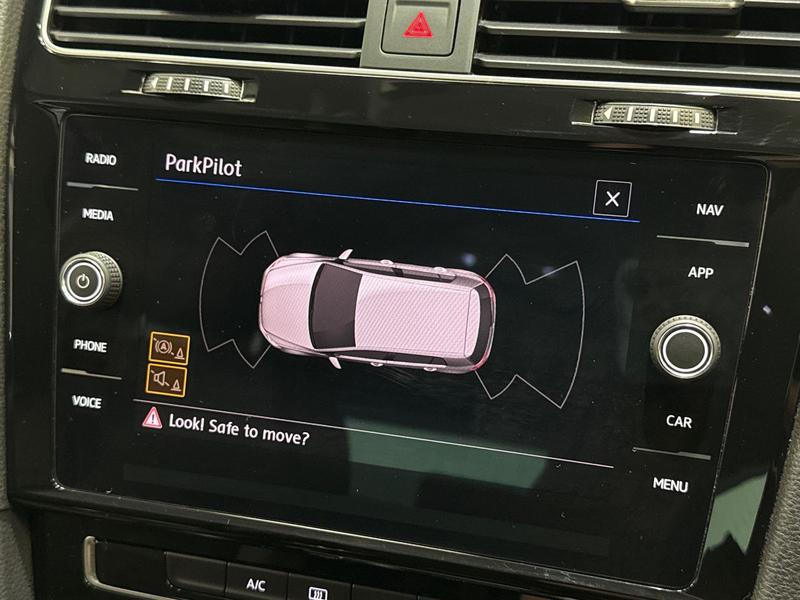 Used Volkswagen Golf 2019 for sale - 77474771: Photo 31