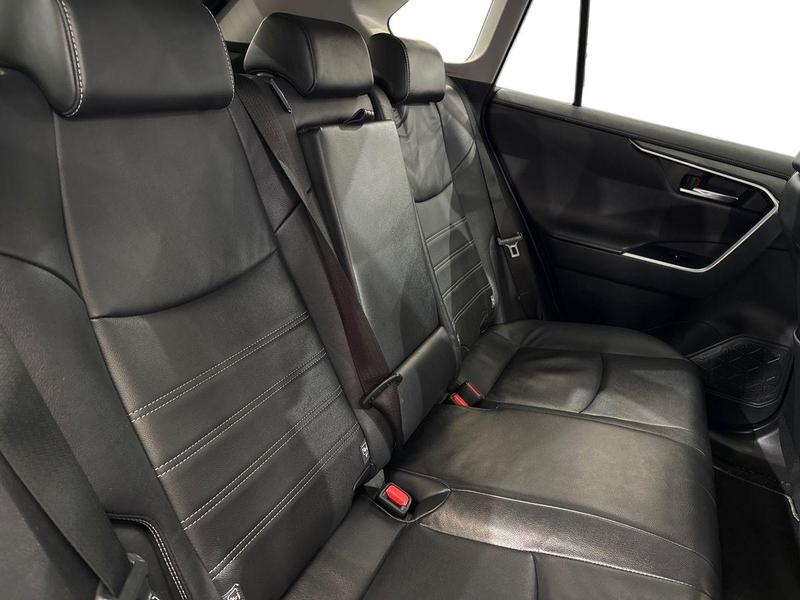 Used Toyota RAV4 2022 for sale - 76172610: Photo 13
