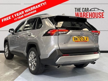 Used Toyota RAV4 2022 for sale - 76172610: Photo 2