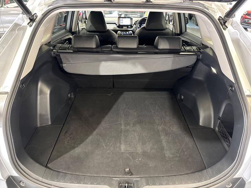 Used Toyota RAV4 2022 for sale - 76172610: Photo 9