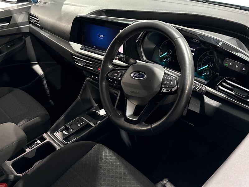 Used Ford Tourneo Connect 2024 for sale - 76782302: Photo 3