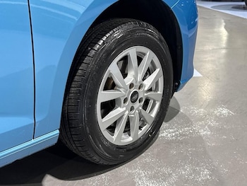 Used Ford Tourneo Connect 2024 for sale - 76782302: Photo