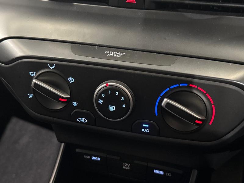 Used Hyundai i20 2021 for sale - 77427300: Photo 26