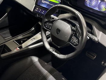 Used Peugeot 308 2024 for sale - 77897354: Photo