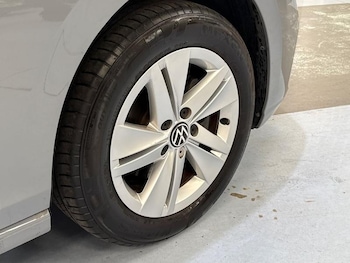 Used Volkswagen Golf 2023 for sale - 78644220: Photo
