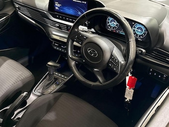 Used Hyundai i20 2023 for sale - 78042731: Photo