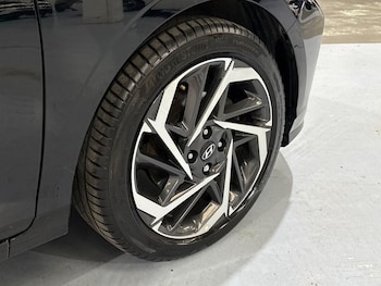 Used Hyundai i20 2023 for sale - 78042731: Photo