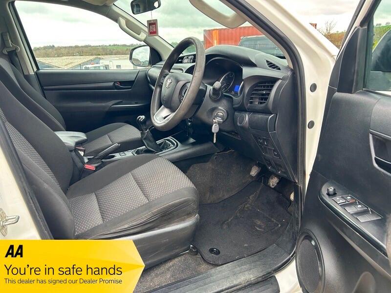 Used Toyota Hilux 2020 for sale - 76993825: Photo 11