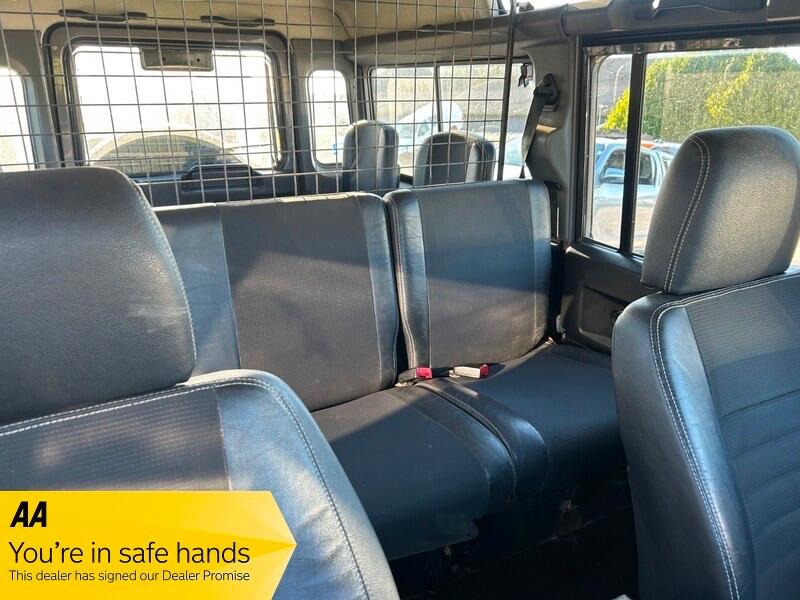 Used Land Rover Defender 2003 for sale - 78020219: Photo 14