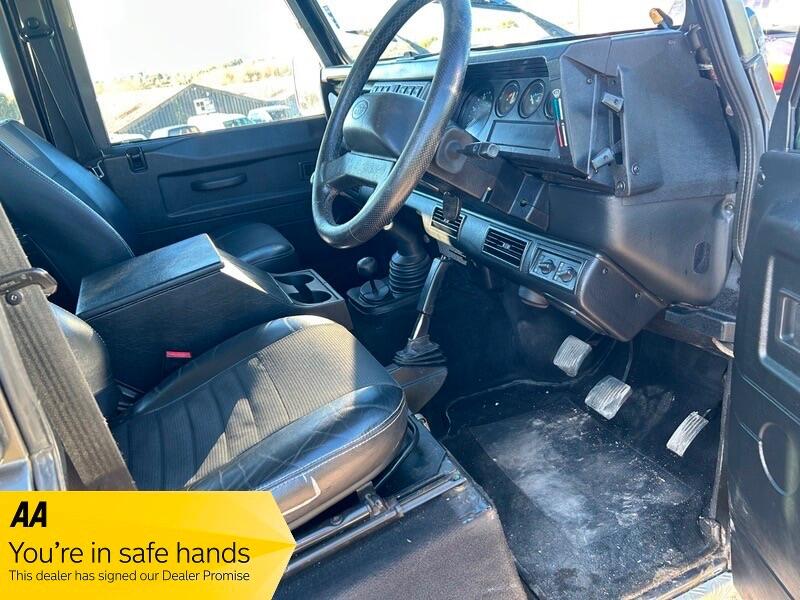 Used Land Rover Defender 2003 for sale - 78020219: Photo 7