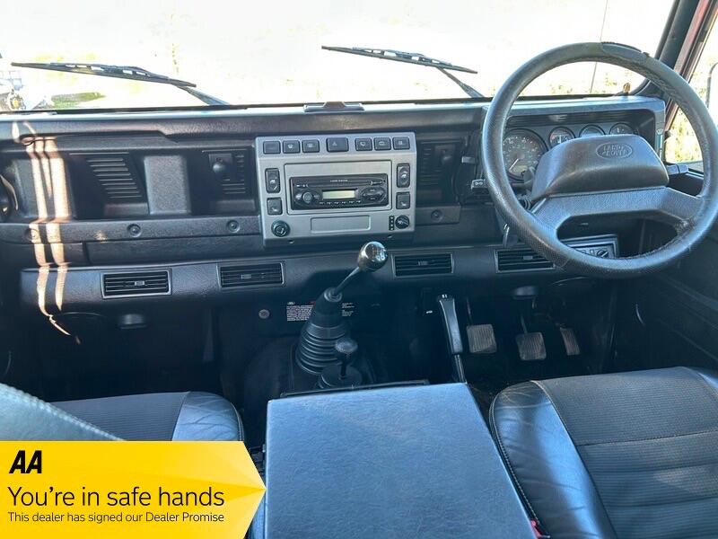 Used Land Rover Defender 2003 for sale - 78020219: Photo 8