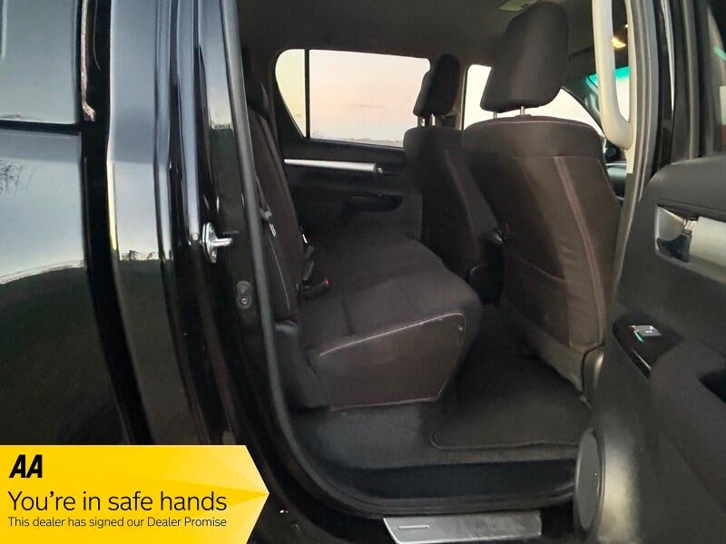 Used Toyota Hilux 2023 for sale - 77016479: Photo 10