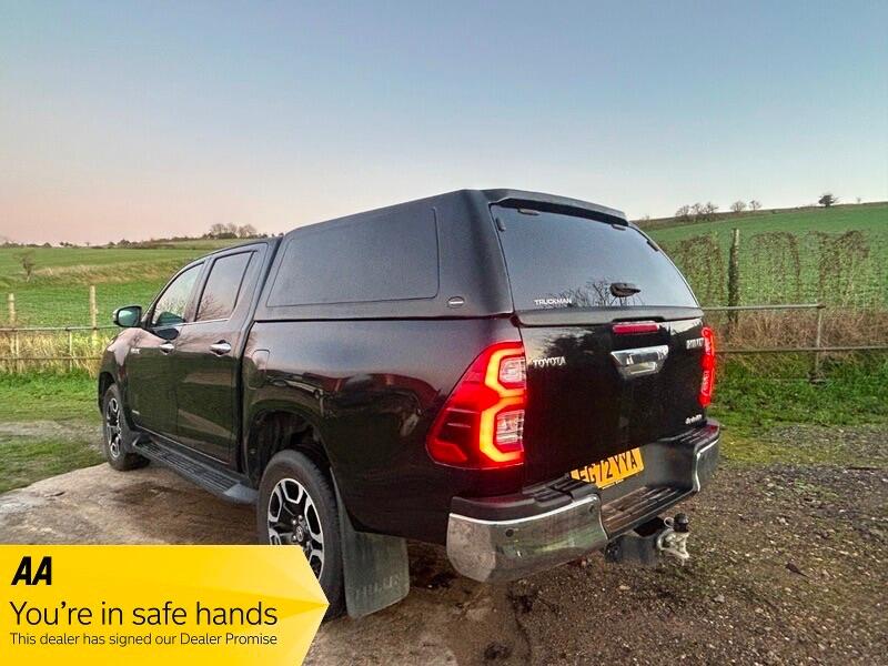 Used Toyota Hilux 2023 for sale - 77016479: Photo 6