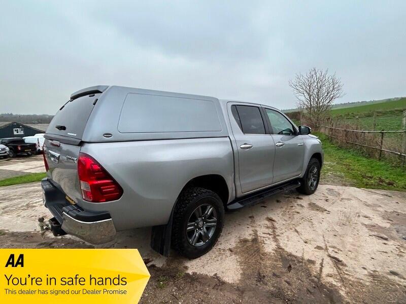 Used Toyota Hilux 2022 for sale - 77040575: Photo 5