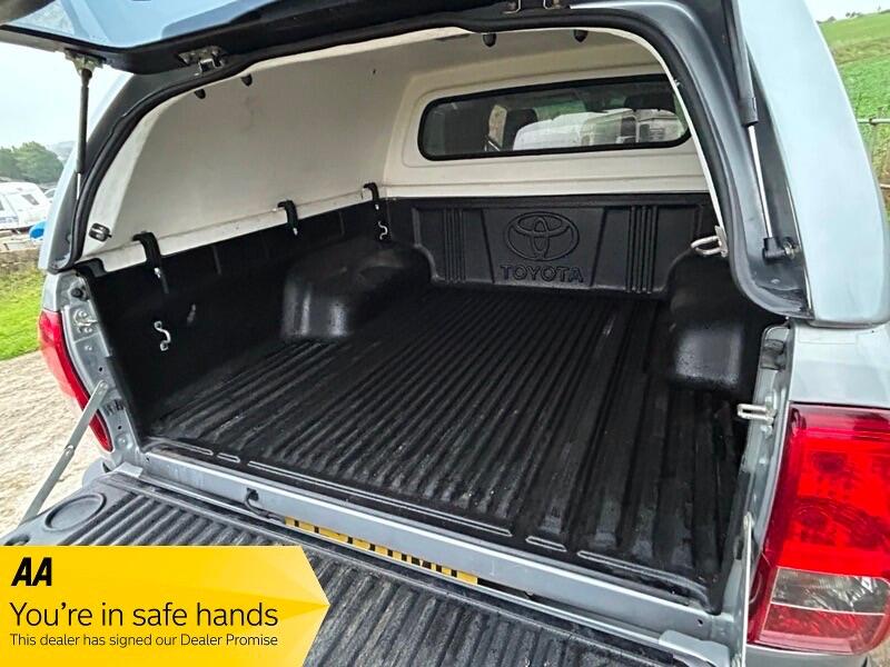 Used Toyota Hilux 2022 for sale - 77040575: Photo 8