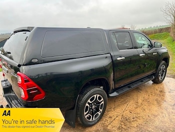 Used Toyota Hilux 2022 for sale - 77254873: Photo