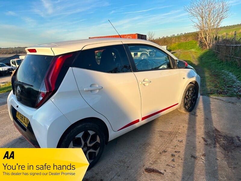 Used Toyota AYGO 2019 for sale - 76620520: Photo 3