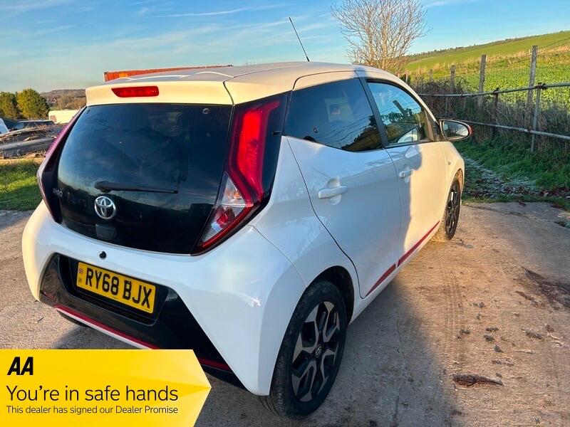 Used Toyota AYGO 2019 for sale - 76620520: Photo 6