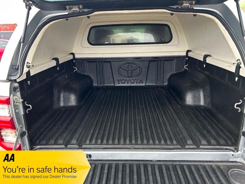 Used Toyota Hilux 2022 for sale - 77254874: Photo 8