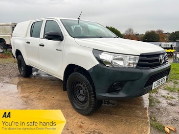 Used Toyota Hilux 2018 for sale - 76441020: Photo