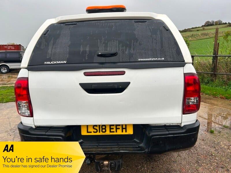 Used Toyota Hilux 2018 for sale - 76441020: Photo 3