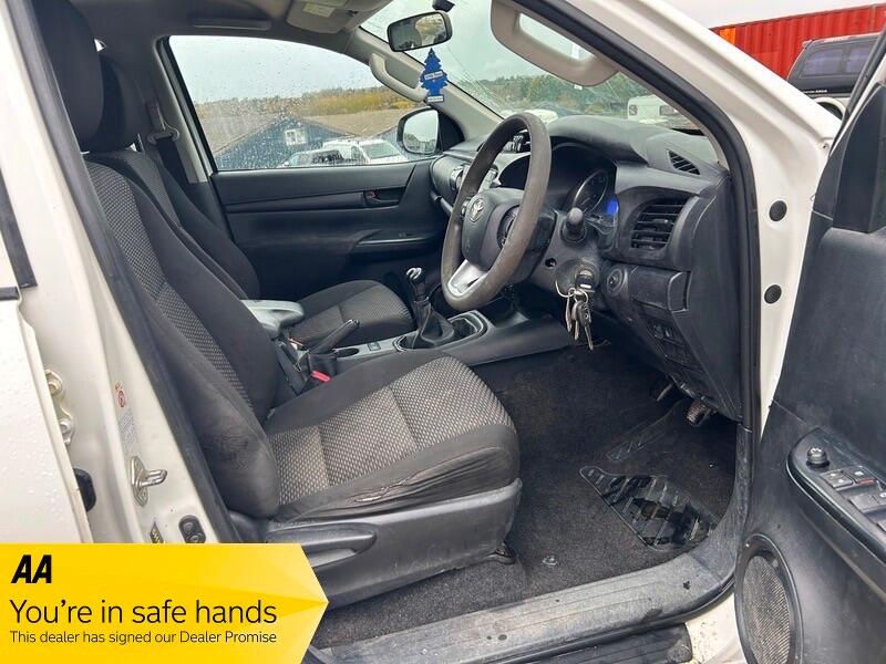 Used Toyota Hilux 2018 for sale - 76441020: Photo 6