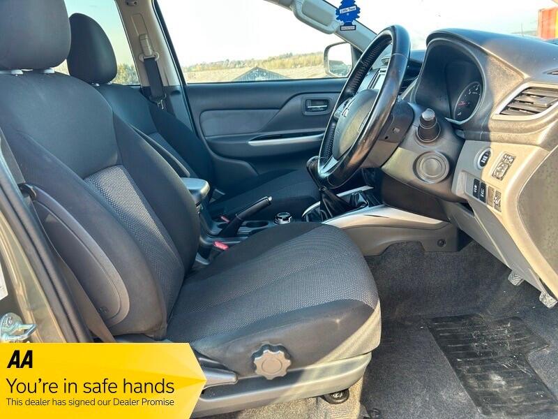 Used Mitsubishi L200 2016 for sale - 77957717: Photo 8