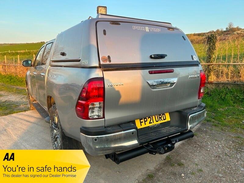 Used Toyota Hilux 2021 for sale - 77957755: Photo 11