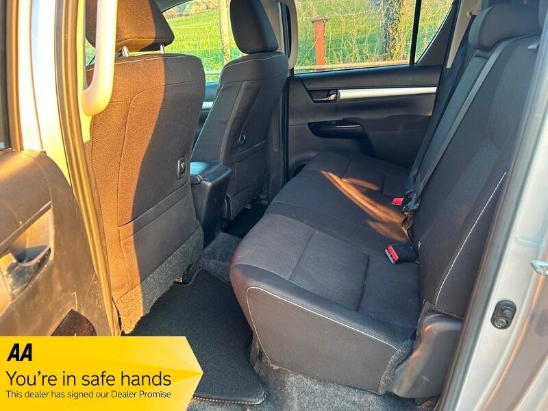 Used Toyota Hilux 2021 for sale - 77957755: Photo 14