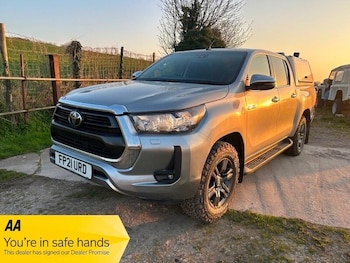 Used Toyota Hilux 2021 for sale - 77957755: Photo