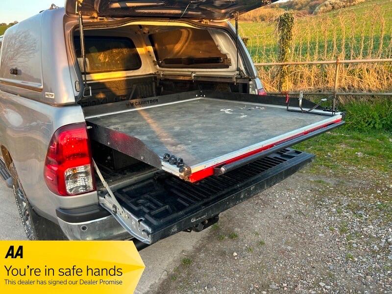 Used Toyota Hilux 2021 for sale - 77957755: Photo 7