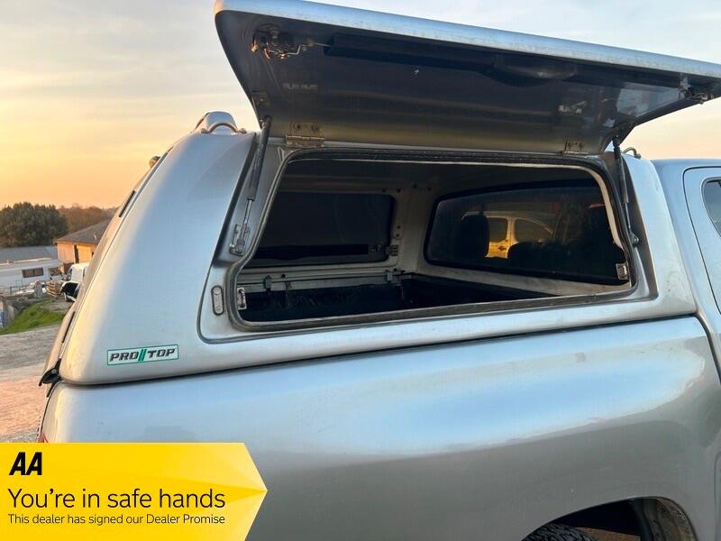 Used Toyota Hilux 2021 for sale - 77957755: Photo 8