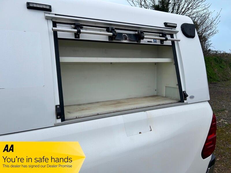 Used Toyota Hilux 2019 for sale - 78019558: Photo 5