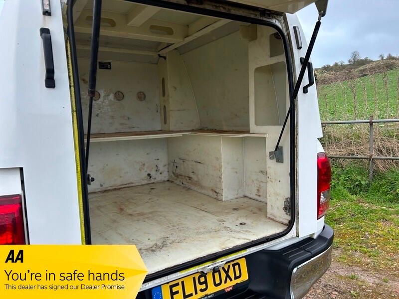 Used Toyota Hilux 2019 for sale - 77909405: Photo 4