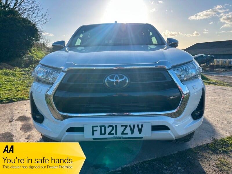 Used Toyota Hilux for sale - 77892639: Photo 2