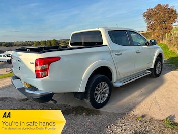 Used Mitsubishi L200 2017 for sale - 76151609: Photo