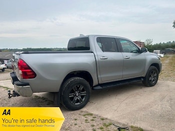 Used Toyota Hilux 2022 for sale - 78470924: Photo