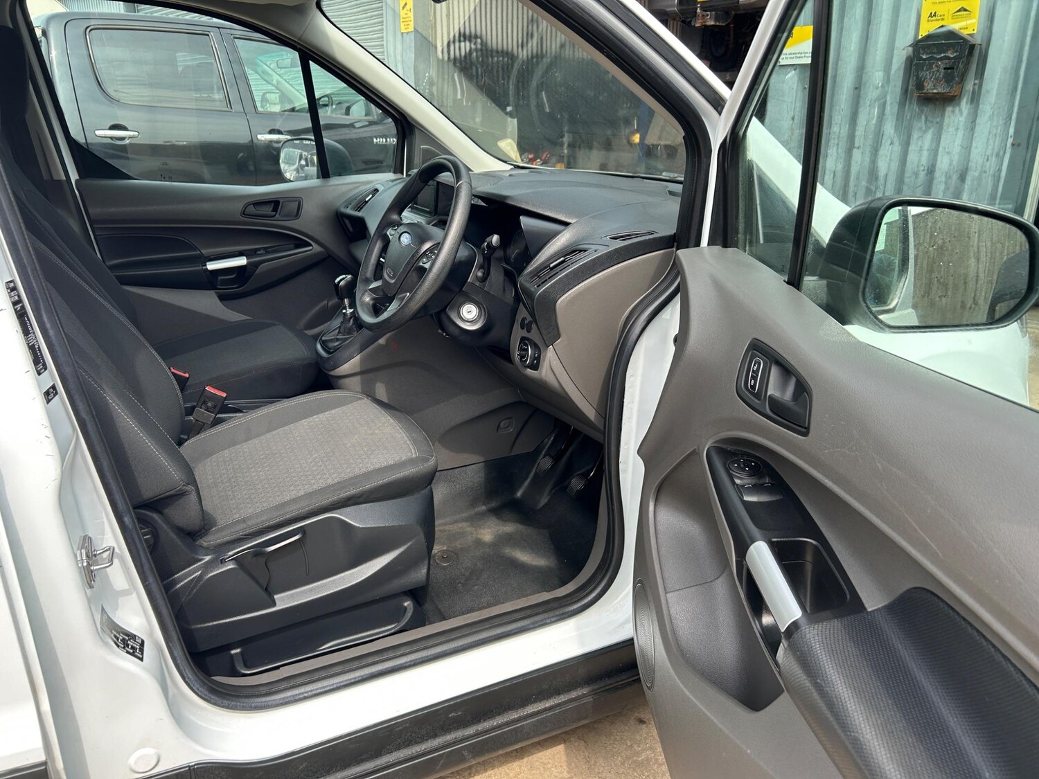 Used Ford Transit Connect for sale - 77809211: Photo 25