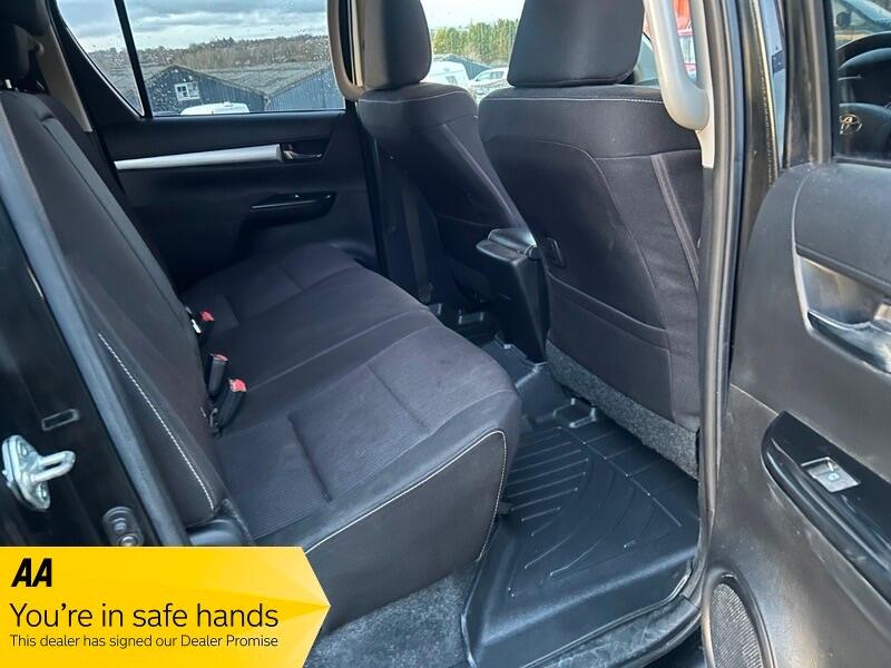 Used Toyota Hilux 2021 for sale - 77237668: Photo 11