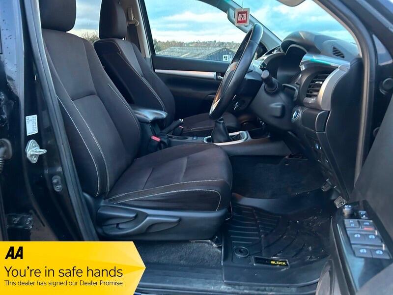 Used Toyota Hilux 2021 for sale - 77237668: Photo 9